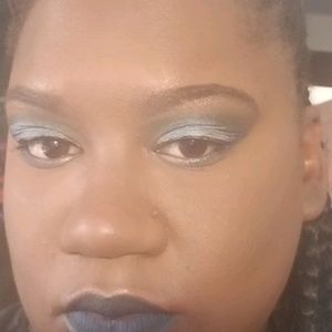 Meet your Posher, Alisha